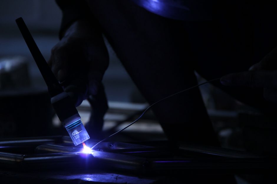 Torche TIG avec buse céramique et lentille gazeuse pour la protection à l’argon